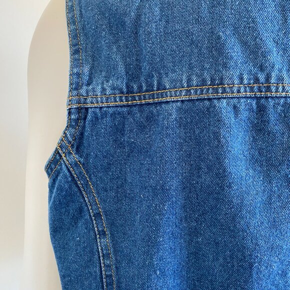 Women's Denim Vest - Picture 7 of 9
